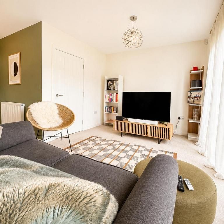 4 bedroom terraced house to rent - Photo 1