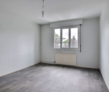Location Appartement 1 pièce 39m² CLERMONT FERRAND 63000 - Photo 4