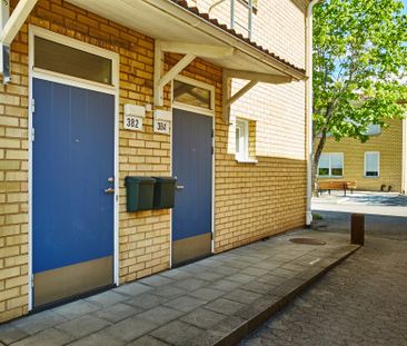 Stångjärnsgatan 392 - Photo 1