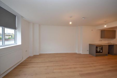 Studio to rent - Photo 2