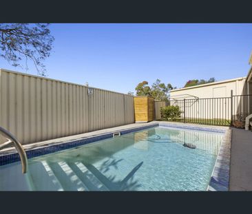 4A Sutherland Avenue, Labrador, Qld 4215 - Photo 3