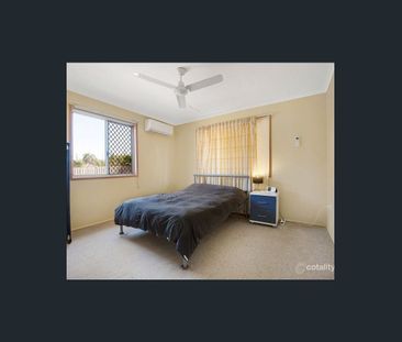 Convenient Coastal Living - Photo 2