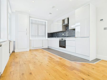 Flat to rent on - Photo 5