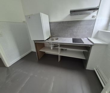 Location Appartement 1 pièce 25m² CAMBRAI 59400 - Photo 3