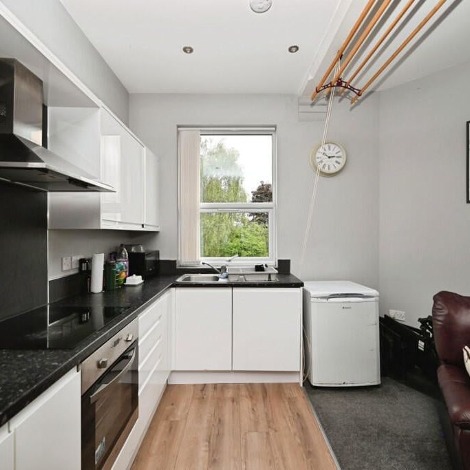 Newbold Road, RUGBY - Photo 1
