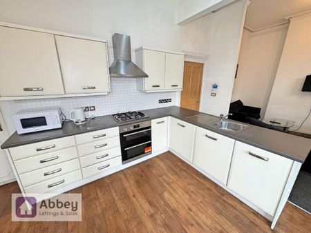 1 bedroom house of multiple occupation to rent - Photo 3