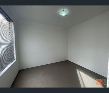 8/20 Binnar Court, Erskine, WA 6210 - Photo 5