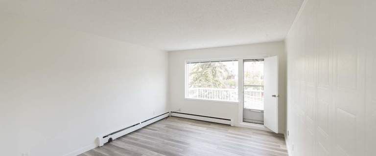 Edmonton Trail Apartments | 609 2 Avenue NE, Calgary - Photo 1