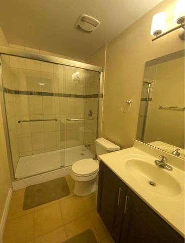 For Lease - 11 Myrna Lane, Toronto, Ontario - Photo 5