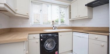 St Margarets Drive, Walmer, Deal, CT14 7UJ, Kent - Photo 2