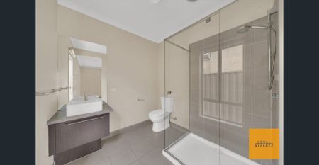 Family home in Cobblebank - Photo 2