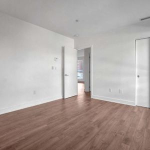 4 1/2 Montréal Downtown 700 sq.ft - 2 beds, 1 bath - Photo 2