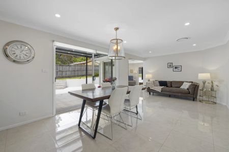 Renovated Family Home In Peaceful Pocket - Photo 5
