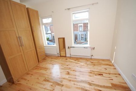 19 Lisburn Avenue, Belfast, BT9 7FX - Photo 3