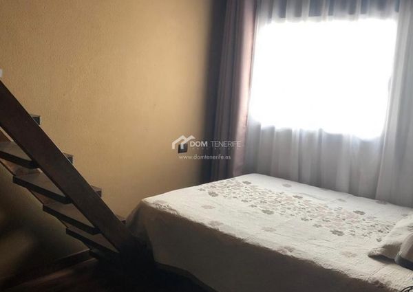 Chalet adosado · Alquiler a largo plazo ·