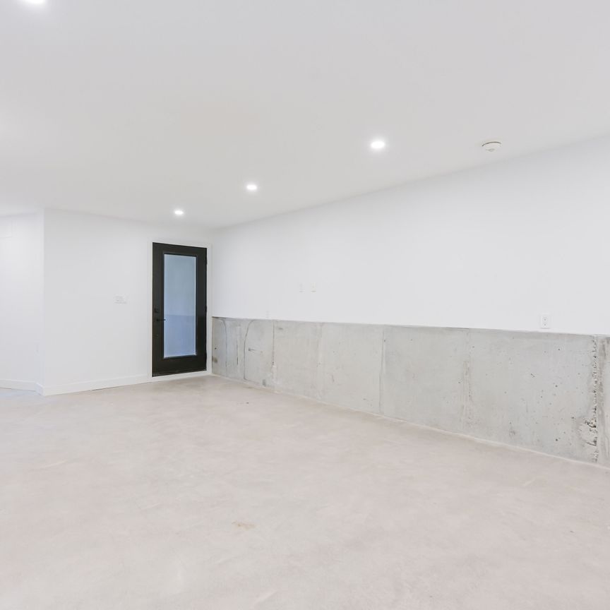 For Lease - 156 Dovercourt Road Unit# 1, Toronto, Ontario - Photo 1