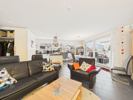 Modern 4.5-room apartment with Minergie standard in Steinen - Photo 1