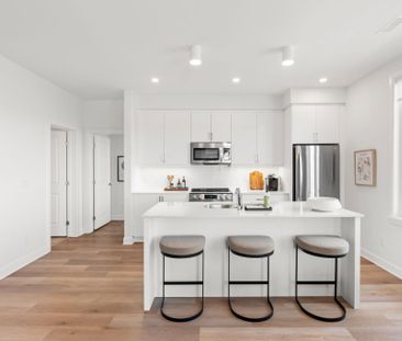 For Lease - 611 WANAKI Road Unit# 307, Manor Park - Cardinal Glen a... - Photo 6