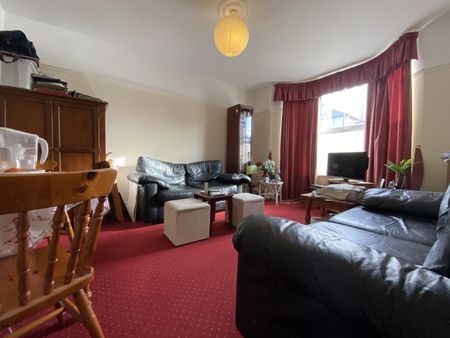 Partridge Court, Partridge Road, Roath - Photo 2