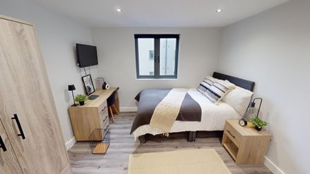 7 bedroom flat to rent - Photo 4