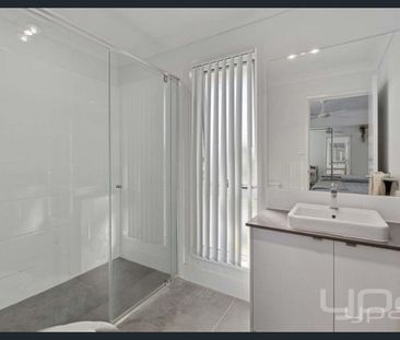 29 Amber Circuit, Ripley, Qld 4306 - Photo 1