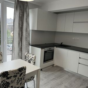 Apartament cu 2 camere, Central - Fotografie 2