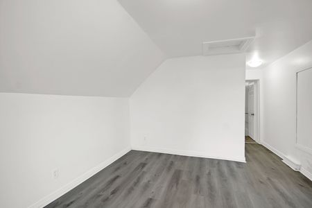 For Lease - 4 Eccles Street Unit# 5, West Centre Town, Ontario - Photo 5