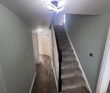 Parkdale Grove, Parkhouse | £2,195 Monthly - Photo 5