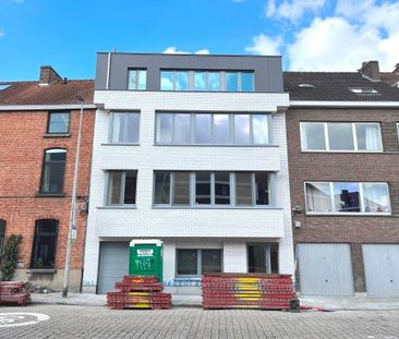 Volledig gerenoveerd gelijkvloers appartement in de buurt van UZ Ge... - Foto 3