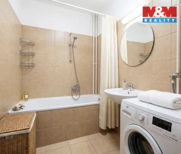Pronájem bytu 3+1 v Pardubicích, ul. Dašická - Fotografie 5
