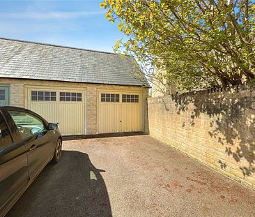 Ormand Close, Cirencester, Gloucestershire - Photo 5