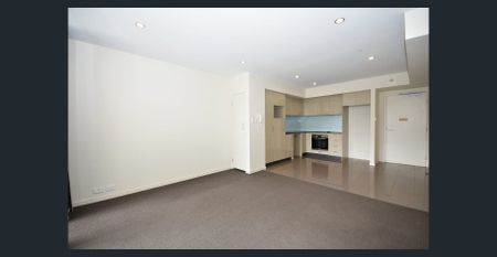 SIX MONTH LEASE ONLY - APARTMENT LIVING - LUXURY 1x1!!! - Photo 2