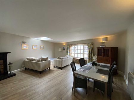 1 Market Quay, Kinsale, County Cork - Photo 3