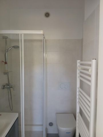 Location Appartement 1 pièce 23m² - Photo 2