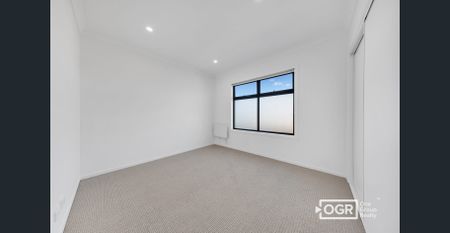 STYLE AND COMFORT! - Photo 4