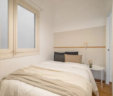 Carrer de Mallorca, Barcelona, Catalonia 08026 - Photo 1