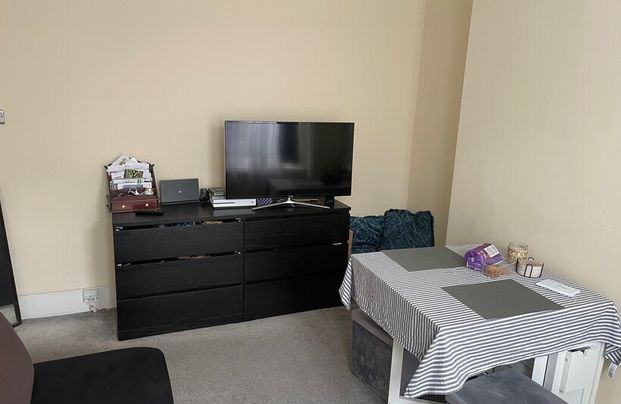 36a Inglemere Road Tooting, Inglemere  Road - Photo 1