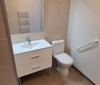 T1 BIS AVEC TERRASSE ET PARKING - Photo 4