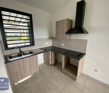 Location Appartement 3 pièces 66m² ST PAUL 97460 - Photo 4