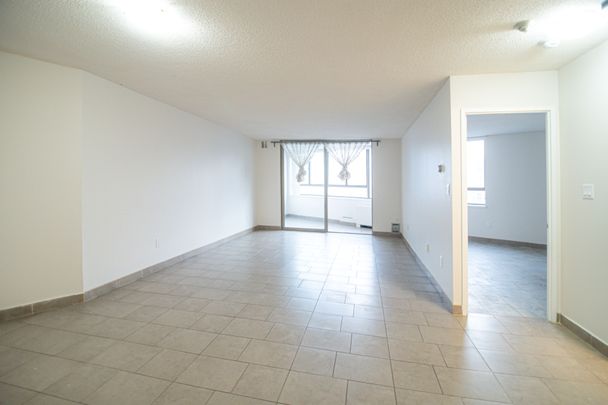 For Lease - 270 Queens Quay Unit# 1504, Toronto, Ontario - Photo 1
