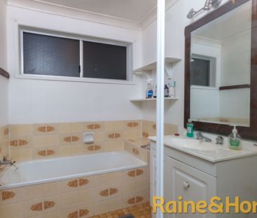 Family Home Close to Parks, Schools & Shops. - Photo 5