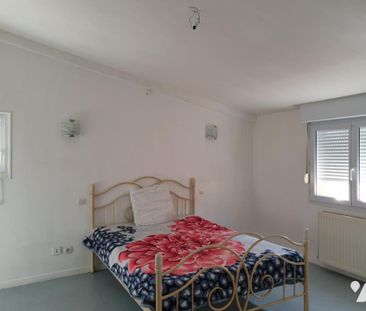 CARVIN, centre-ville: T2 à 475 euros - Photo 2