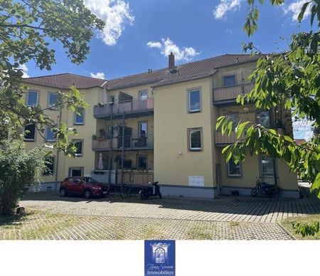 WunderschÃ¶ne Wohnung mit groÃem Balkon und Tageslichtbad in Pirna! - Photo 2