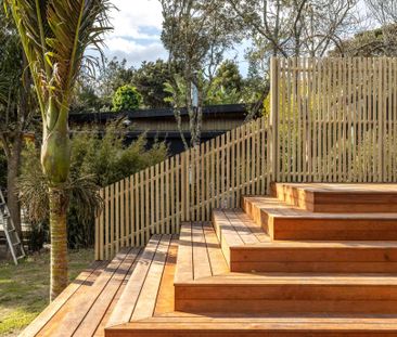 Charming 3-Bedroom Home with Sleepout - Photo 2