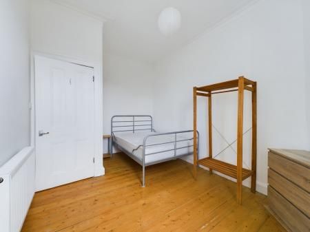 Waverley Park, Abbeyhill, Edinburgh, EH8 - Photo 2