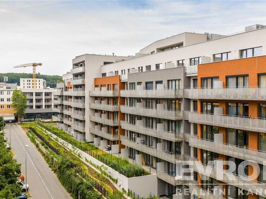 Pronájem bytu 1+kk 33 m2 - Fotografie 1