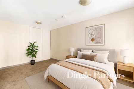 Newly Updated – Bright, Fresh & Stylish Carlton Studio! - Photo 2