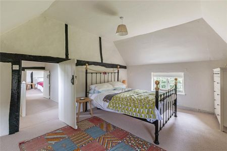 3 bedroom semi-detached house to rent - Photo 5