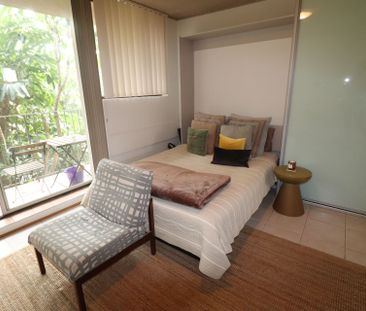 Spacious Studio in the heart of Rose Bay! - Photo 2