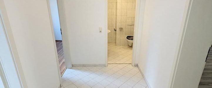 ++ charmante 3-Raum-Wohnung mit Balkon - in direkter Nähe zur Zwickauer Innenstadt ++ - Photo 1